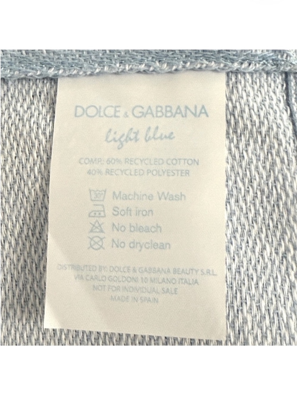 Dolce & Gabbana Light Blue Beach Towel - Picture 9 of 9